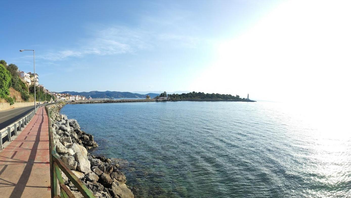 Simply Meraki Gytheian Apt With Panoramic Sea View Gythio Exteriér fotografie