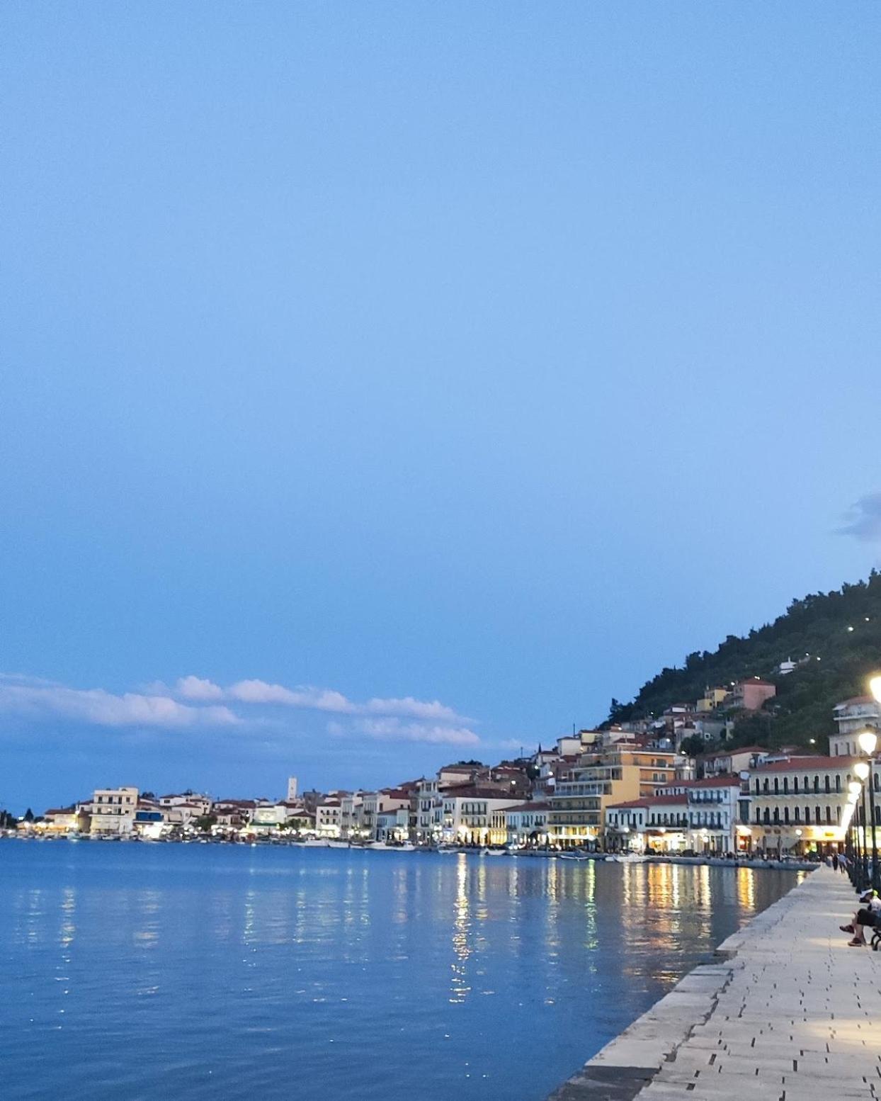 Simply Meraki Gytheian Apt With Panoramic Sea View Gythio Exteriér fotografie